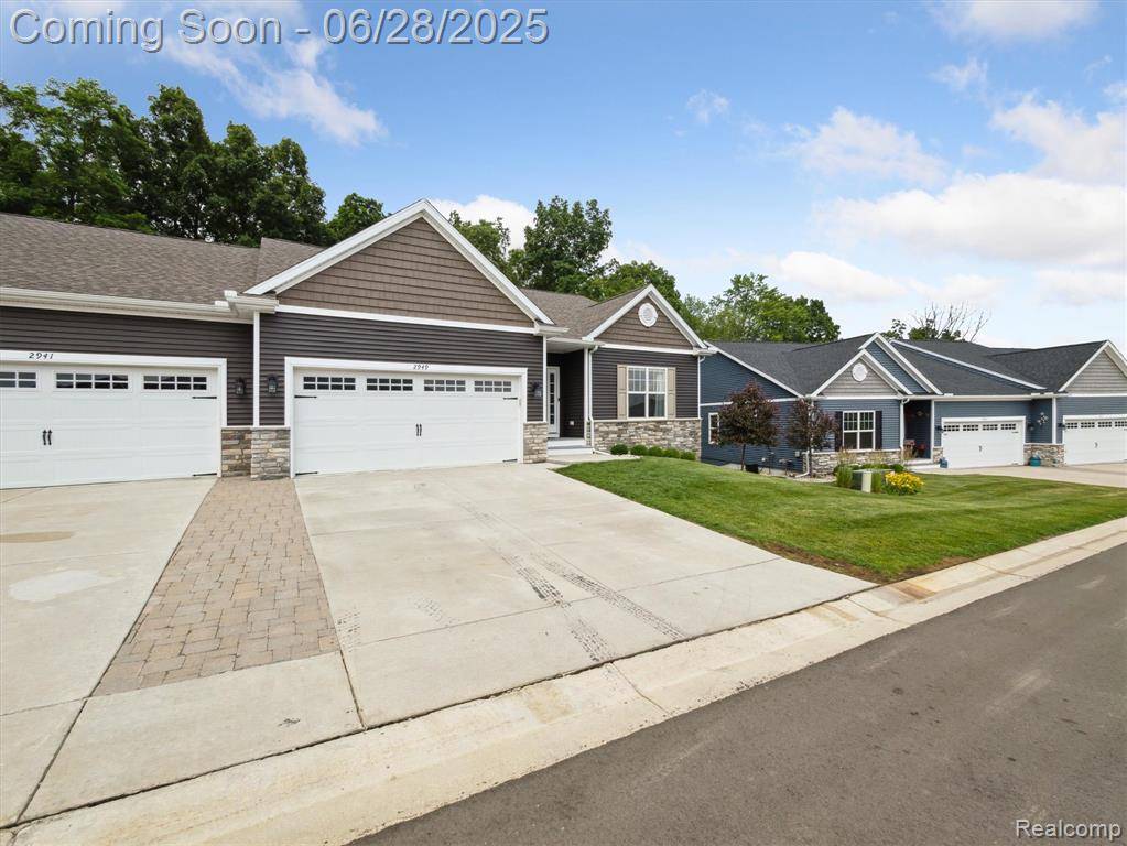 Howell, MI 48843,2949 Blue Sky Drive