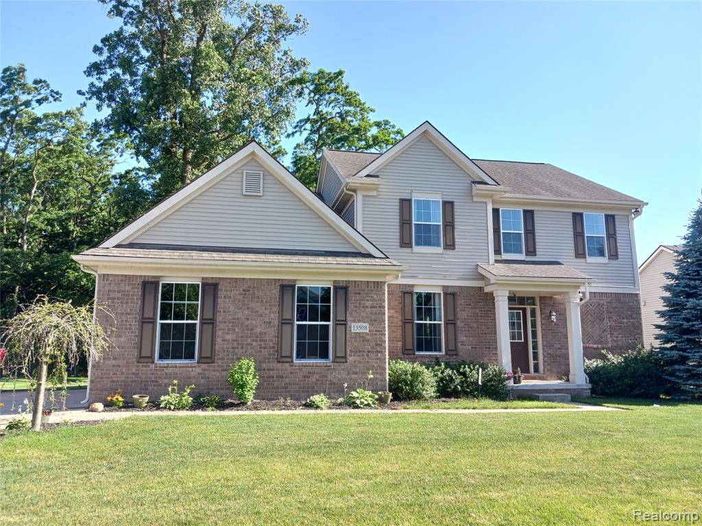 13508 Cobblestone Creek Drive, Belleville, MI 48111