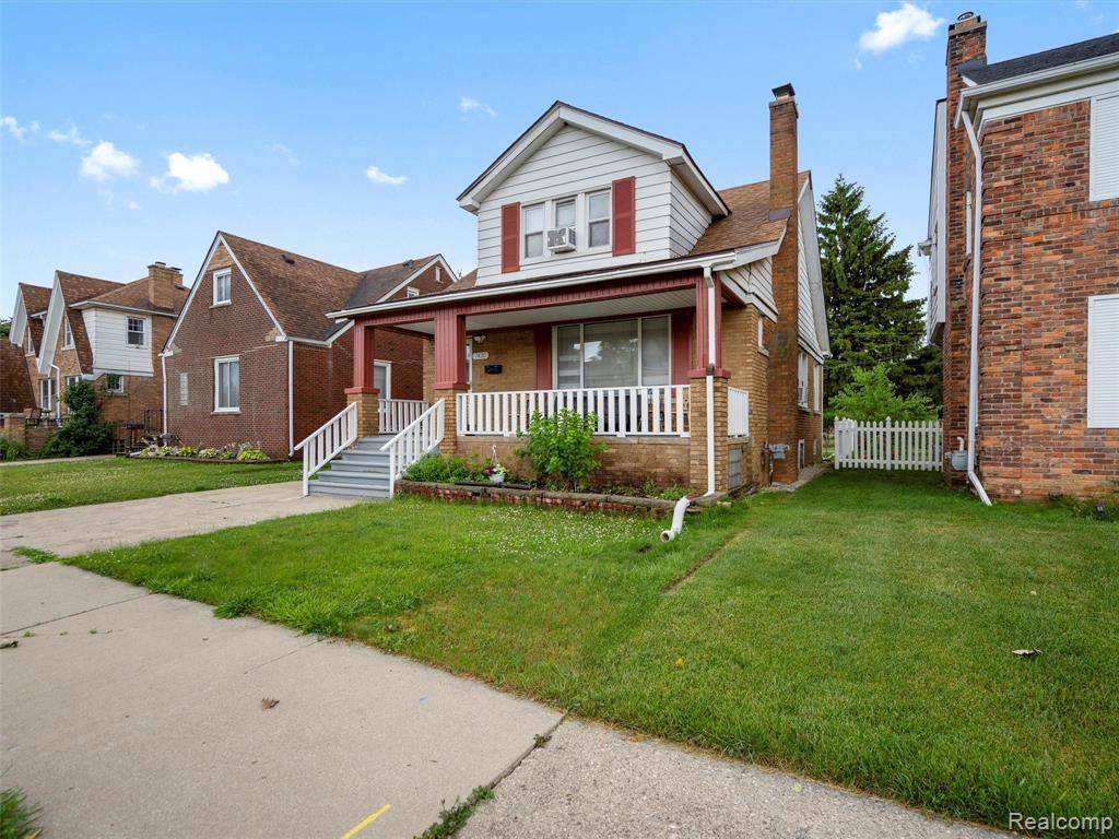 Center Line, MI 48015,7420 Coolidge