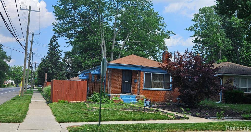 22638 Chippewa Street, Detroit, MI 48219