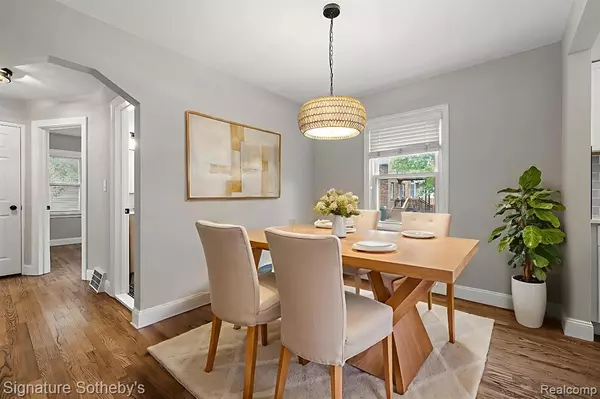 Berkley, MI 48072,2754 Sunnyknoll Avenue