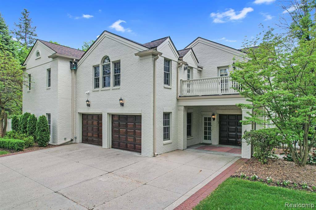 Birmingham, MI 48009,1378 LYONHURST Street