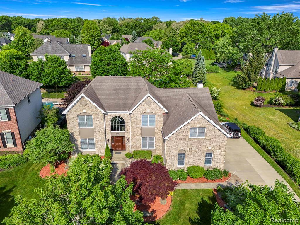 4991 Knollcrest Court, Commerce Twp, MI 48382