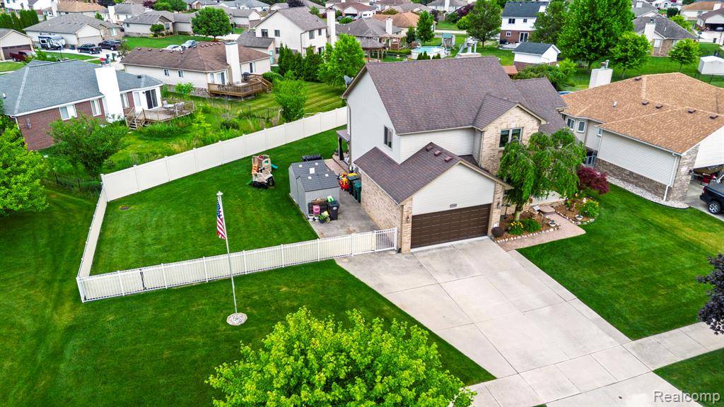 New Baltimore, MI 48047,52588 Robins Nest Drive