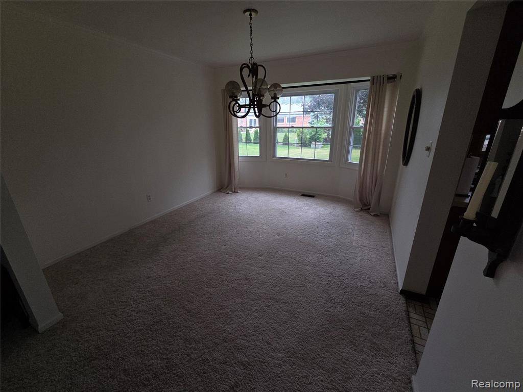 Troy, MI 48085,5379 Winchester Drive