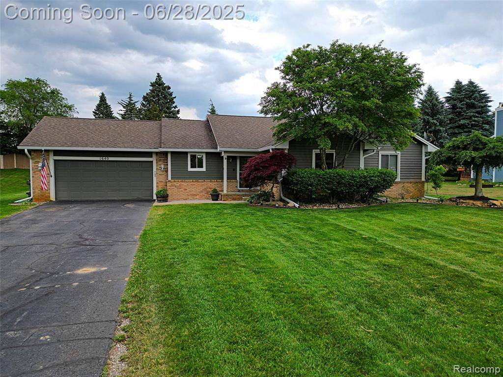 Commerce Twp, MI 48390,1640 High Pointe Drive