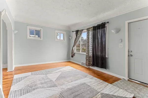 Lincoln Park, MI 48146,1518 AUSTIN Avenue