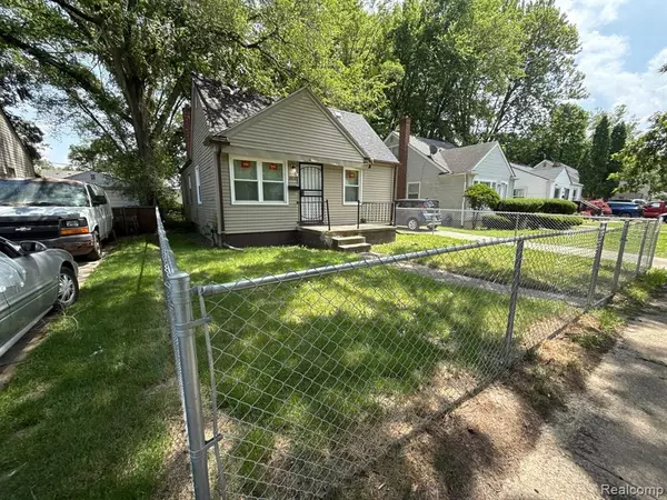 Detroit, MI 48219,18510 Heyden Street