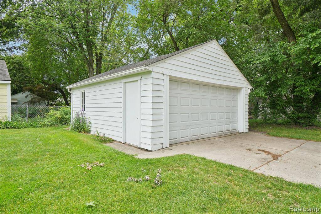 Royal Oak, MI 48067,602 Lawson Street