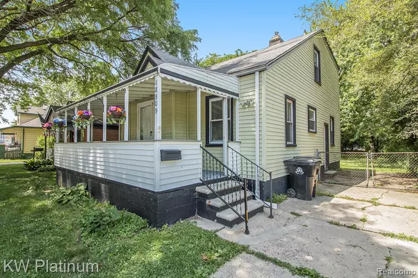 Roseville, MI 48066,18509 Victor Street