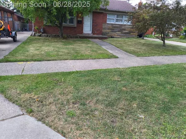 18415 Oakwood Boulevard, Dearborn, MI 48124