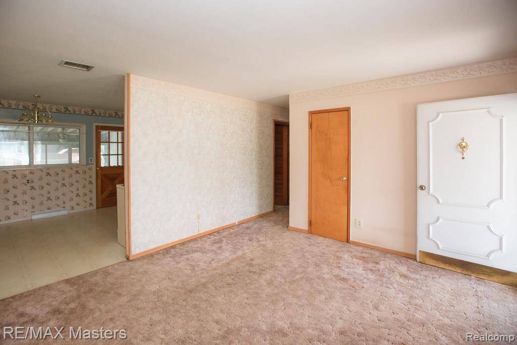 Taylor, MI 48180,23715 Schomberg Street