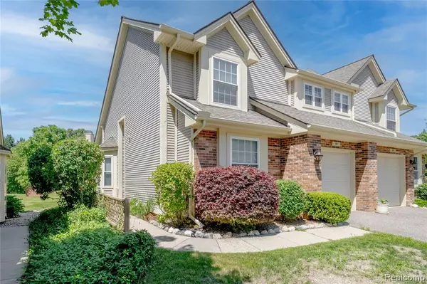 Fenton, MI 48430,897 Whisperwood Trail
