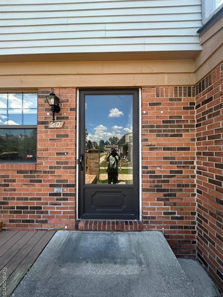 Canton, MI 48188,2071 VINE WAY Drive
