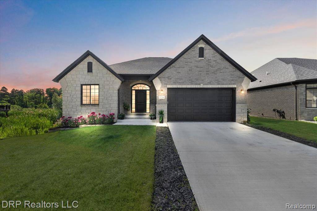 55266 Hanford Court, Shelby Twp, MI 48316