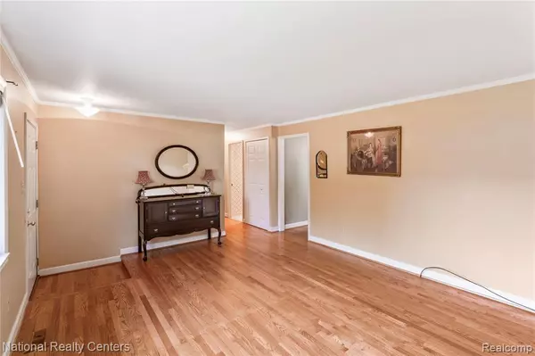 Romulus, MI 48174,30255 Dorset Street