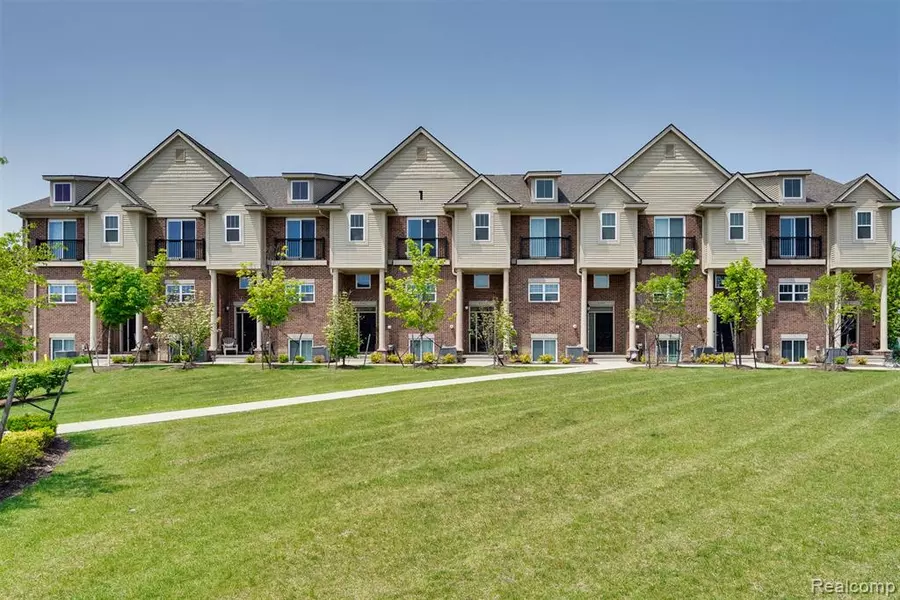 41668 ORIANNA Lane, Novi, MI