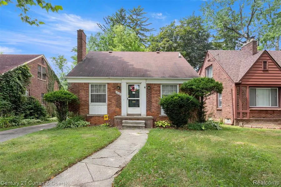 15121 Auburn Street, Detroit, MI 48223