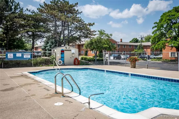 Rochester, MI 48307,801 Plate Street