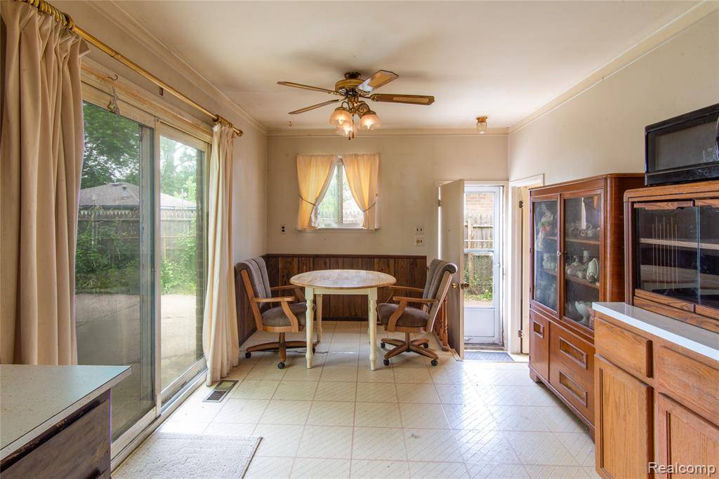 Van Buren, MI 48111,9892 Wheeler Street