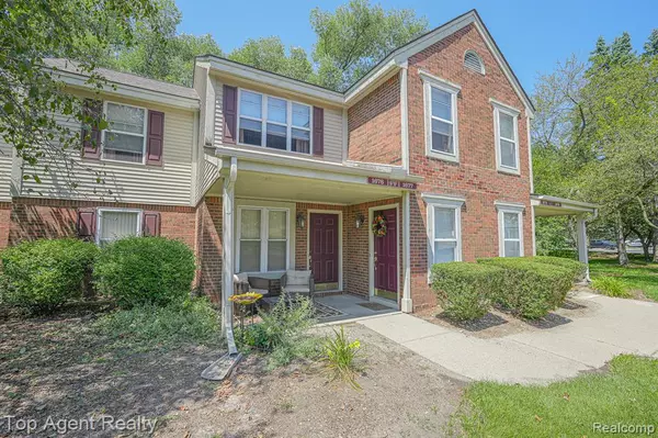 Rochester Hills, MI 48307,1676 CLEMENS Circle