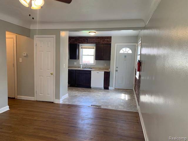 Lincoln Park, MI 48146,2162 Thomas