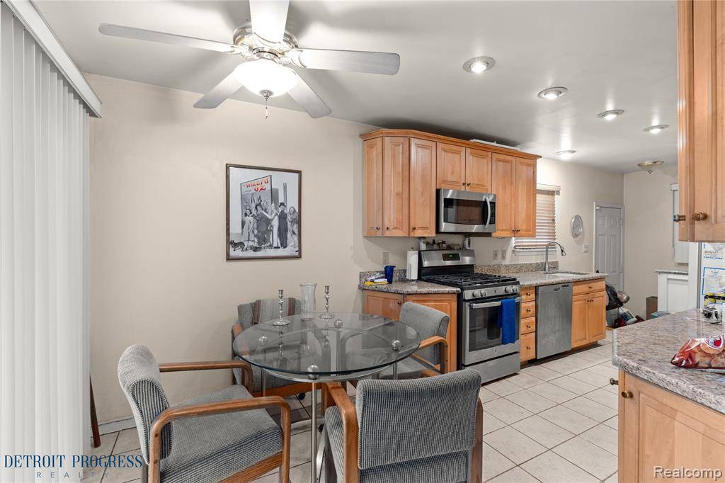 Dearborn Heights, MI 48127,26411 W Warren Street