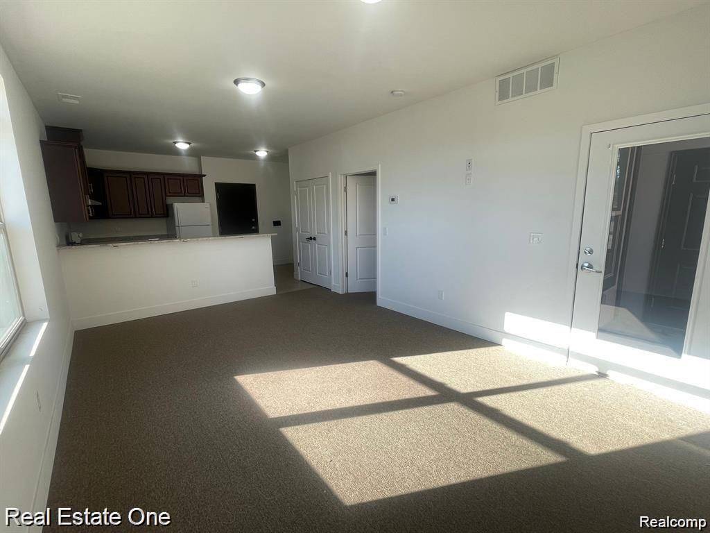 Dearborn Heights, MI 48127,24356 Ann Arbor Trail