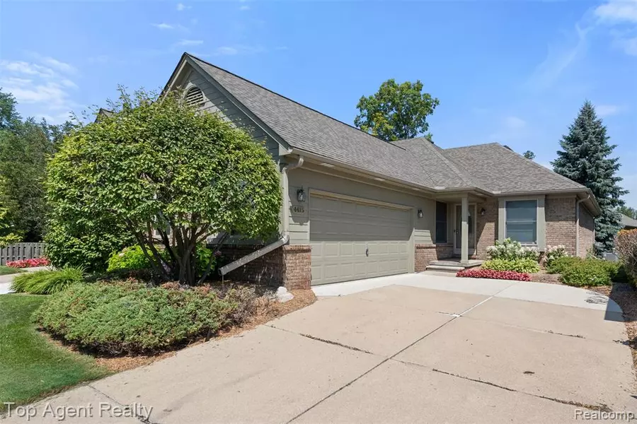 4415 Firethorn Court, Warren, MI 48092