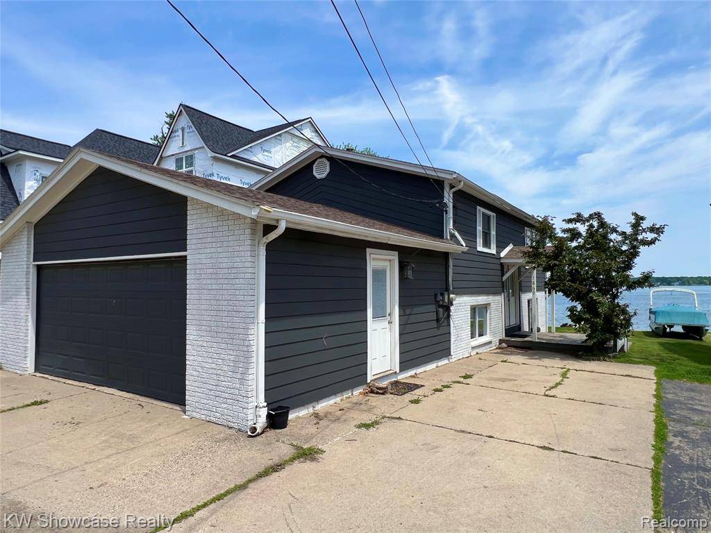 Commerce Twp, MI 48382,1869 Union Lake Road