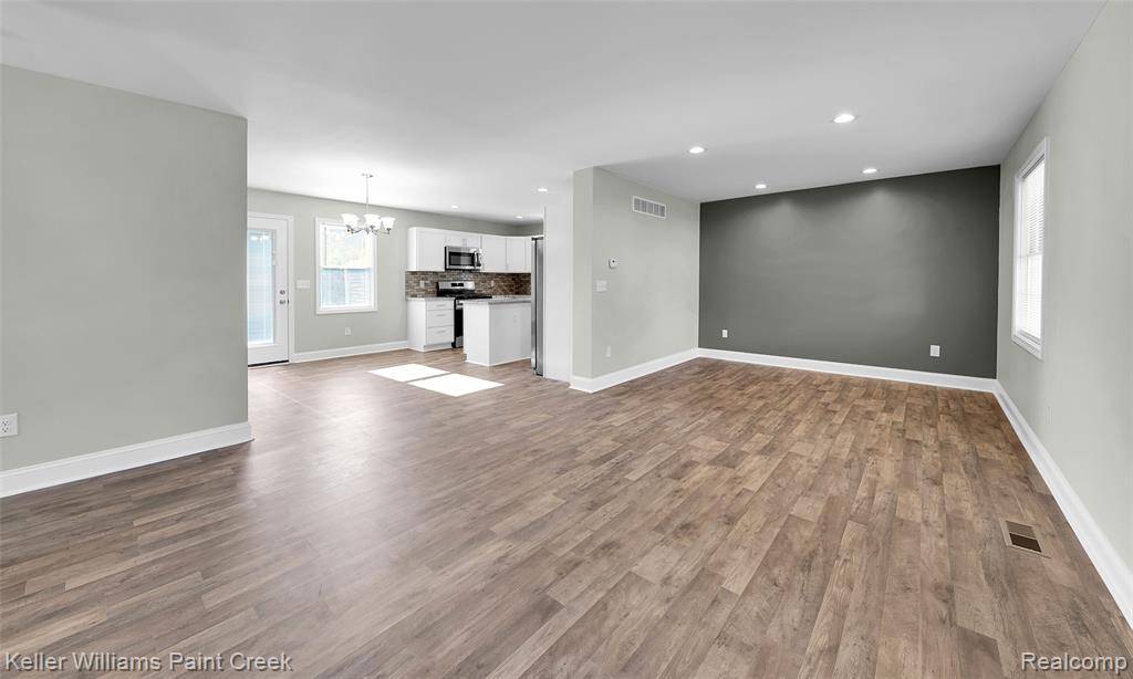 Hazel Park, MI 48030,23858 Vassar Avenue