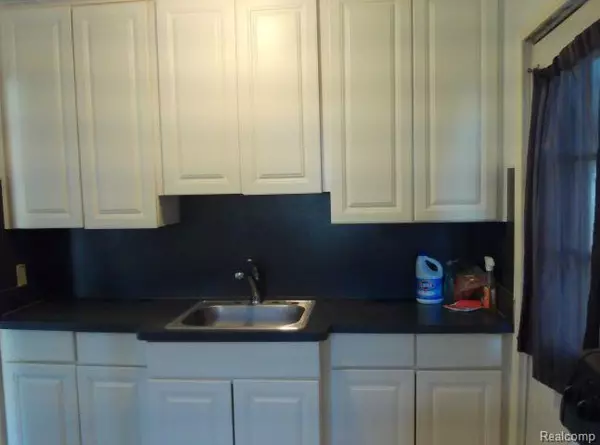 Eastpointe, MI 48021,22825 BRITTANY Avenue