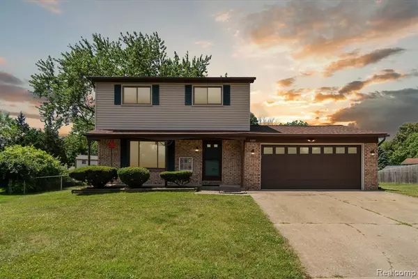 6169 Barker Circle, Waterford, MI 48329