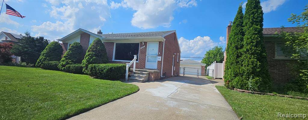 Westland, MI 48186,32200 Grandview Avenue