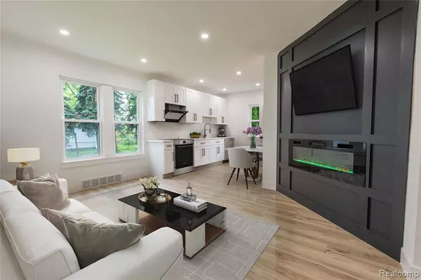 Southfield, MI 48076,28724 Aberdeen Street