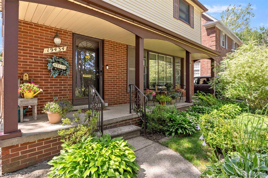 Dearborn, MI 48124,19434 Outer Drive Court