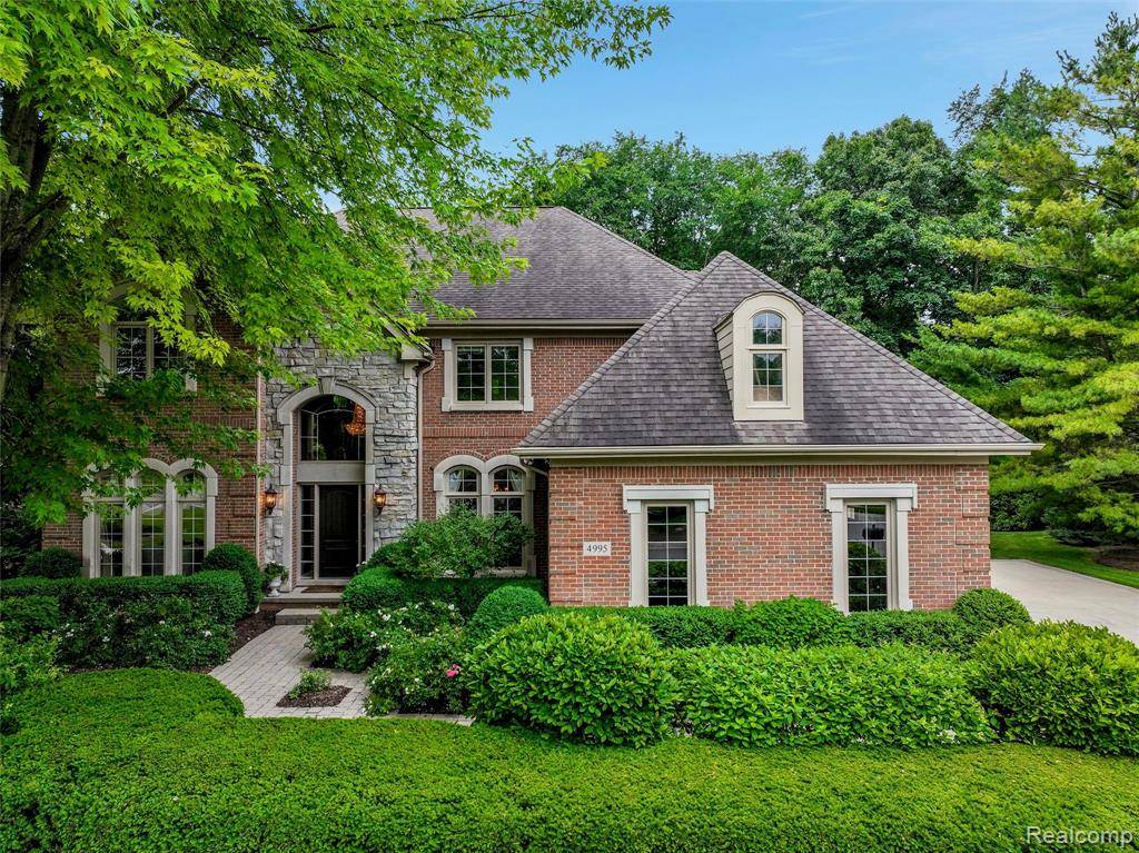 Clarkston, MI 48348,4995 Highland Court