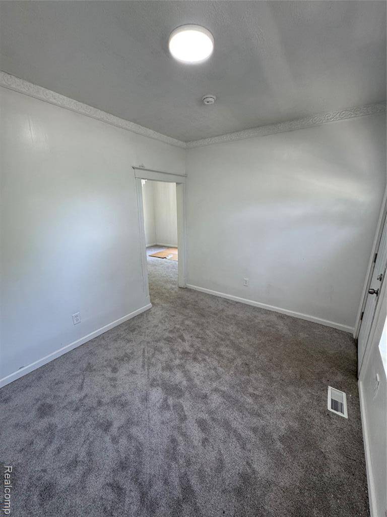 Hamtramck, MI 48212,2063 Meade Street