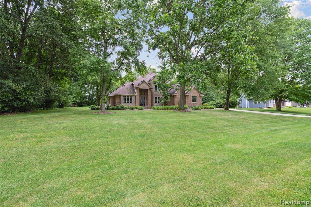 White Lake, MI 48383,5993 Rosewood Parkway