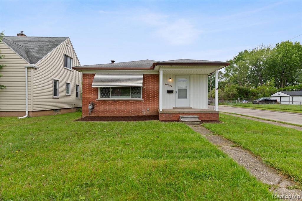 24371 GROVE Avenue, Eastpointe, MI 48021