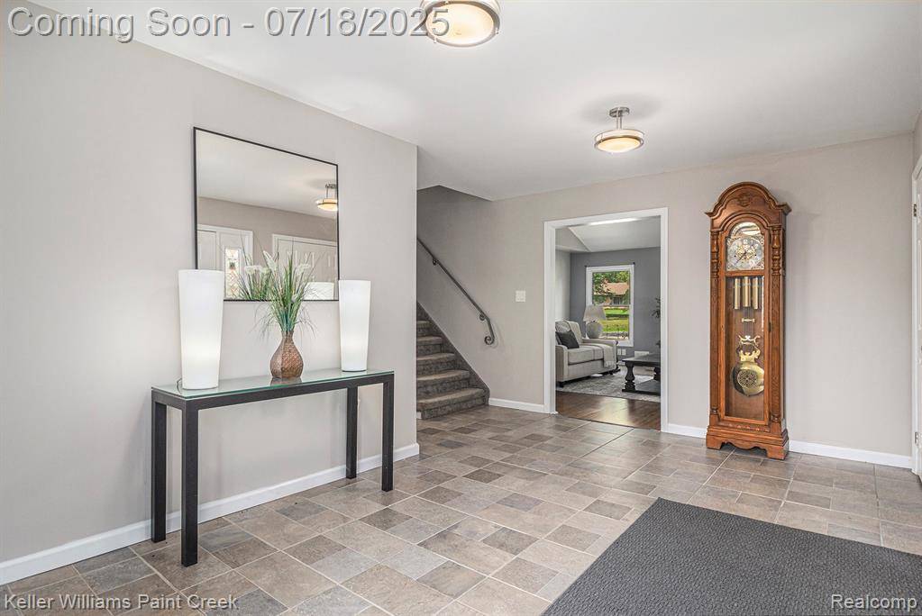 Bloomfield Hills, MI 48302,2128 Somerset Road