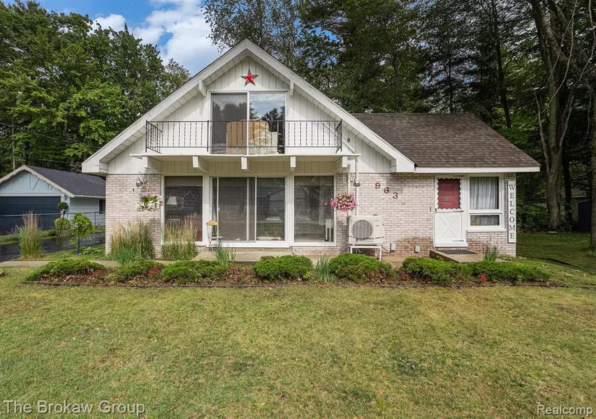 963 Nanette Street, Tawas City, MI 48763