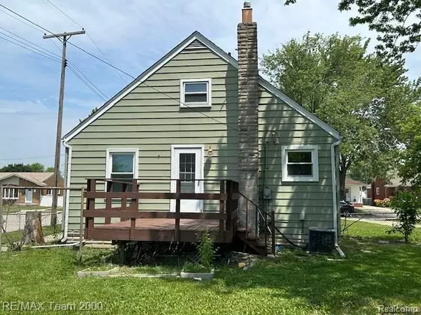 Southgate, MI 48195,13181 Peach Street