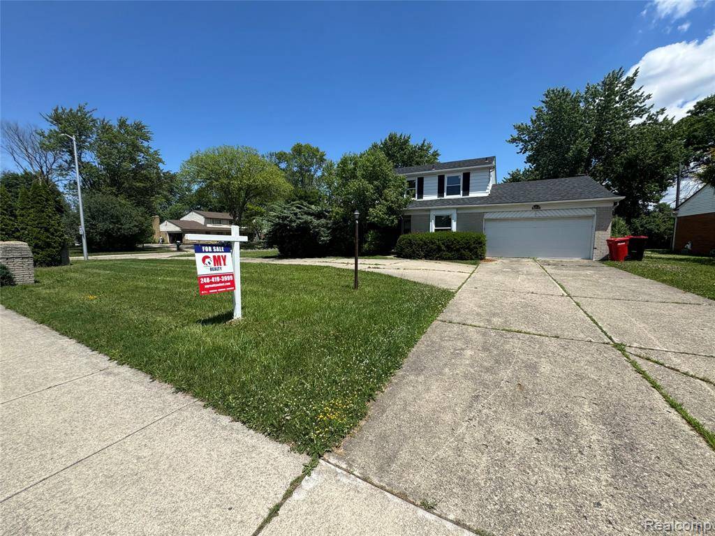 28330 Lahser Road, Southfield, MI 48034