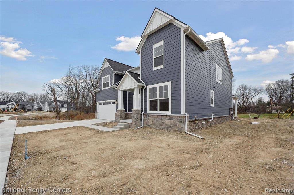 Canton, MI 48187,50284 HEDGEWOOD Drive