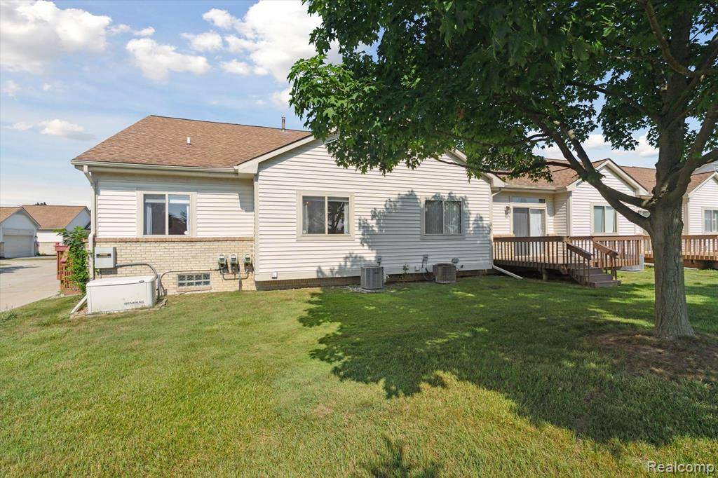 Macomb, MI 48312,34082 Frank Drive