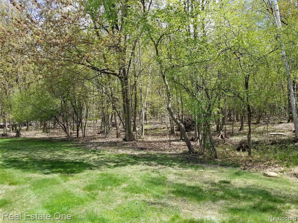 Rochester Hills, MI 48326,4066 COVENTRY Drive