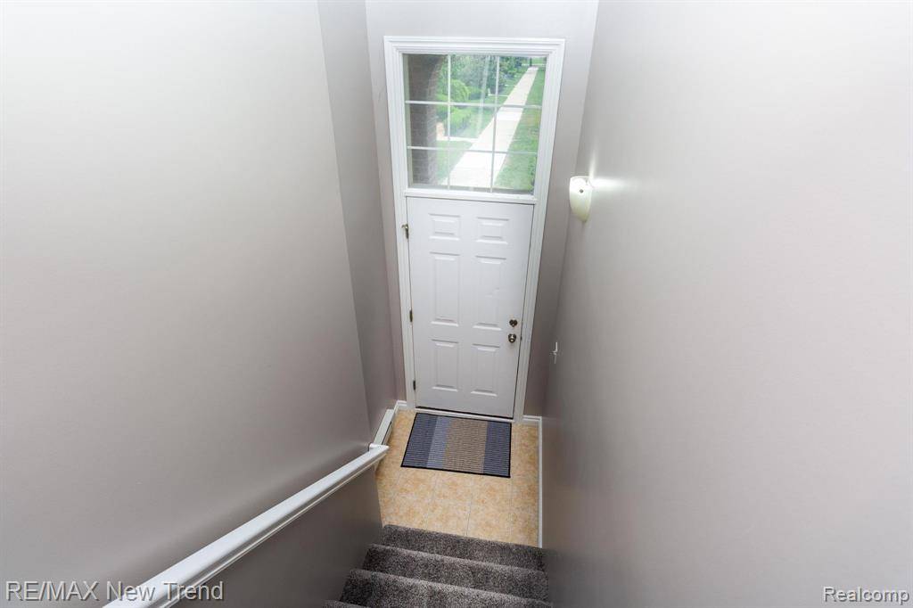 Canton, MI 48187,45929 GRAYSTONE Lane