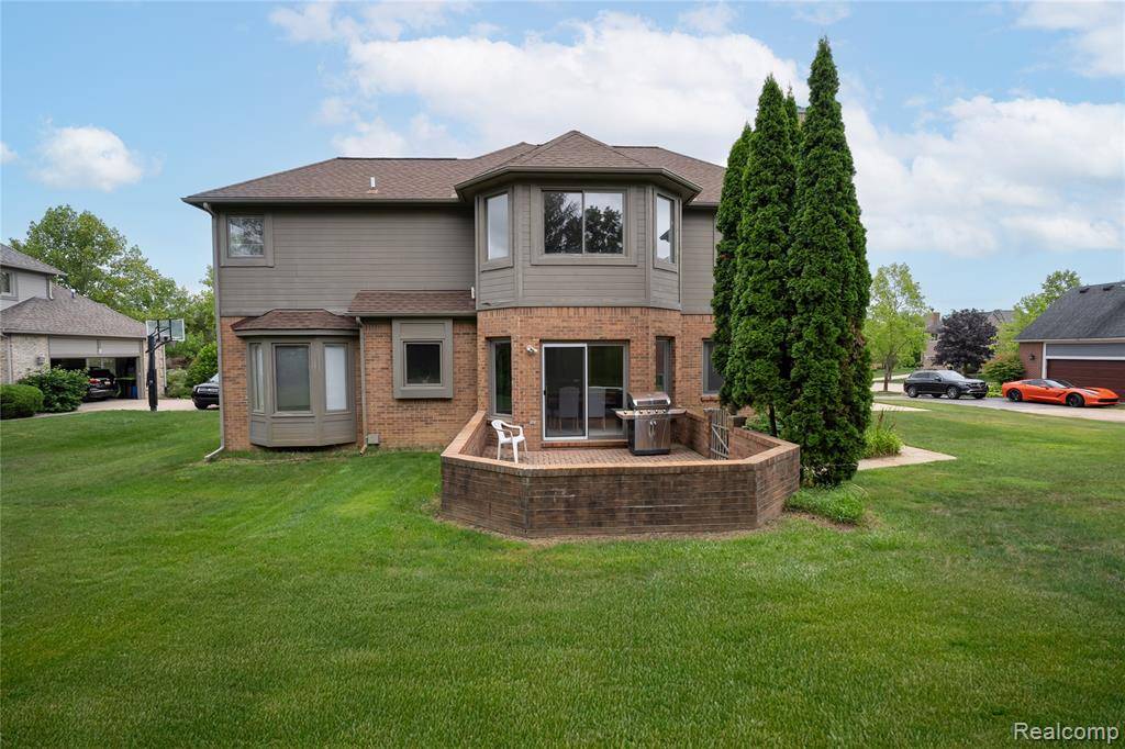 Novi, MI,24145 Windridge Lane
