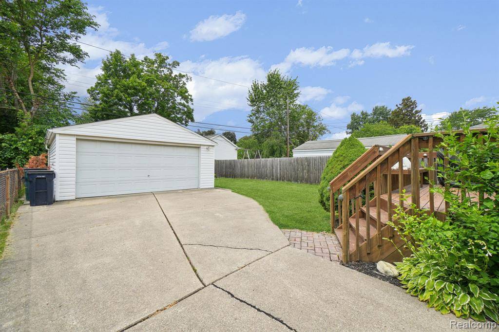 Royal Oak, MI 48073,3107 N Blair Avenue